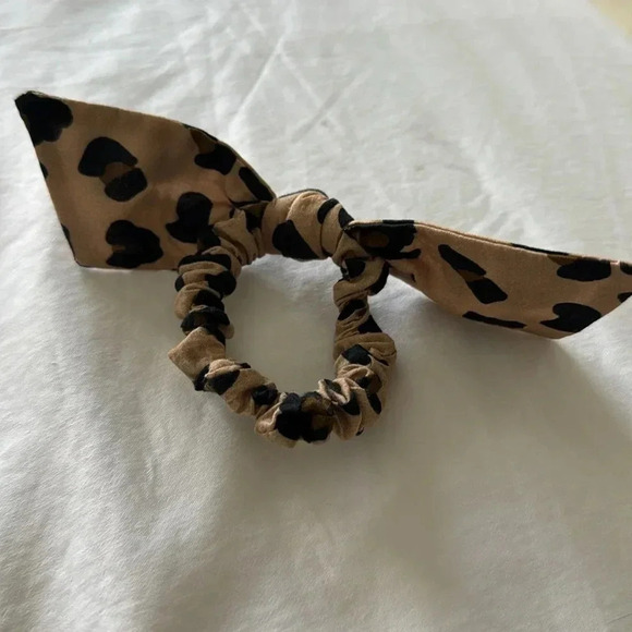 J. Crew Hair Tie - Picture 3 of 4